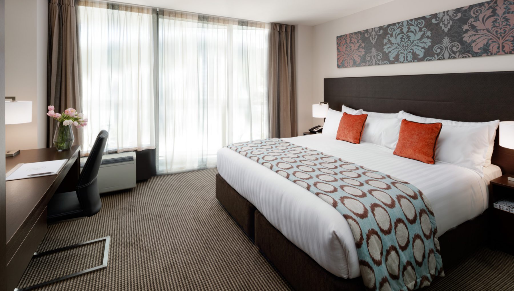 Hotel gallery image 1 of 2