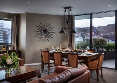 Executive King Suite (1704)