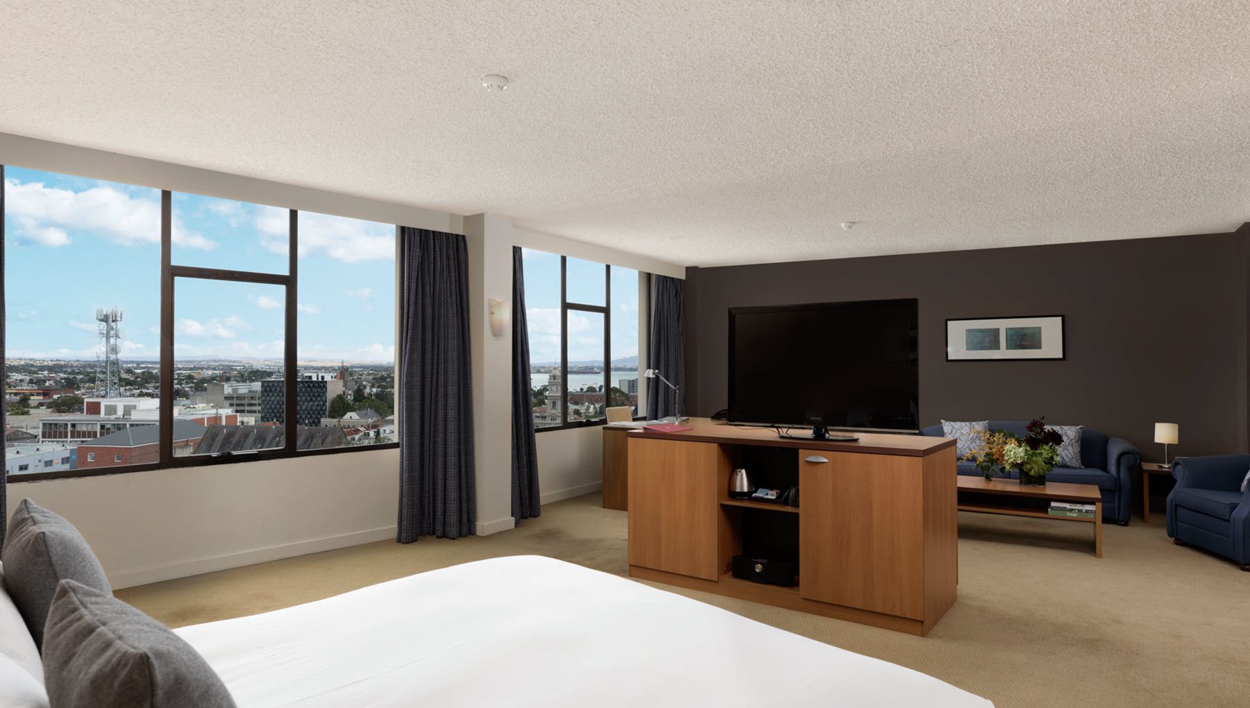 Hotel gallery image 1 of 2