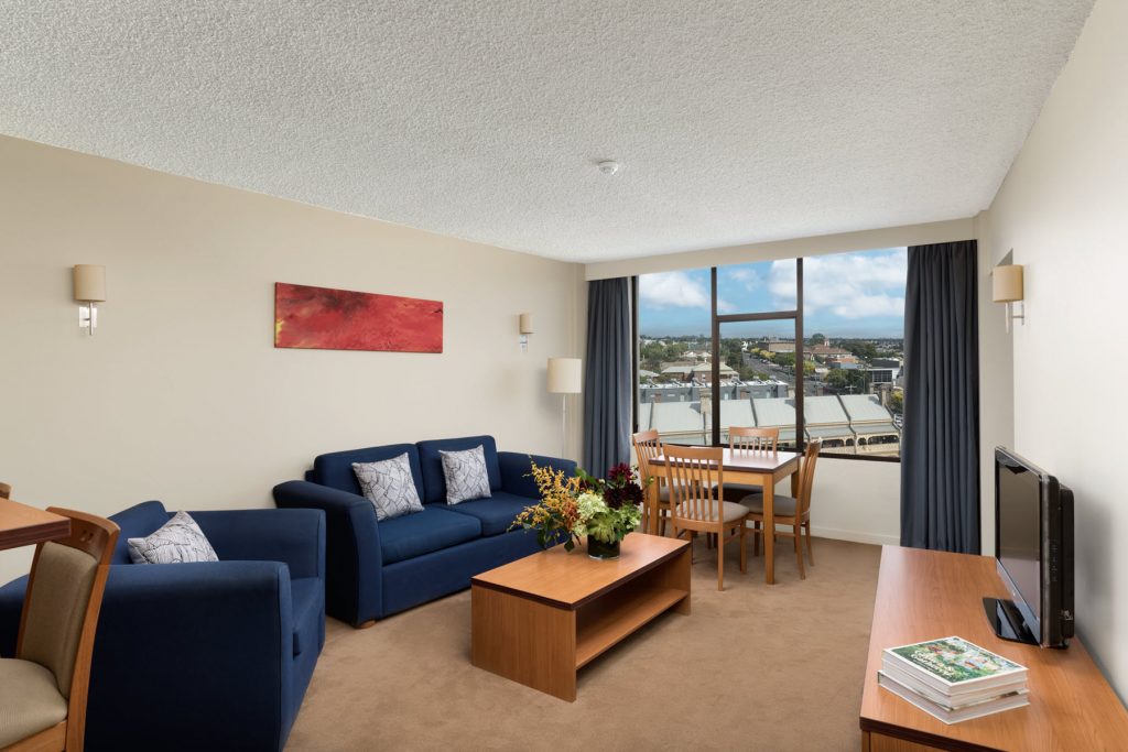 Studio Apartment - Image 1