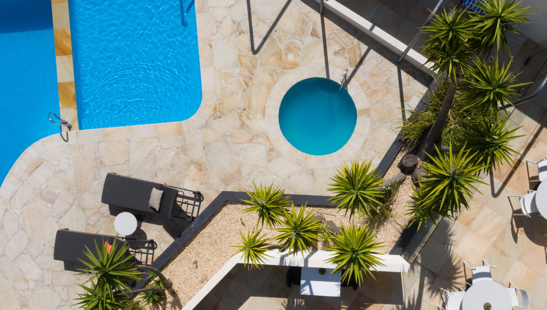 Rydges Geelong Pool
