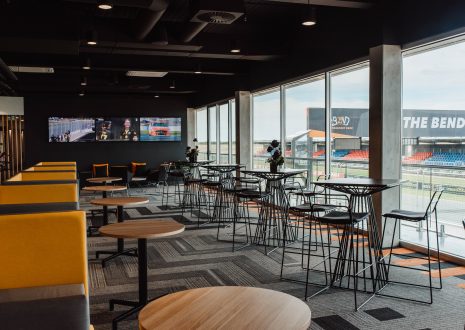 APEX Bar &amp; Dining/Limestone