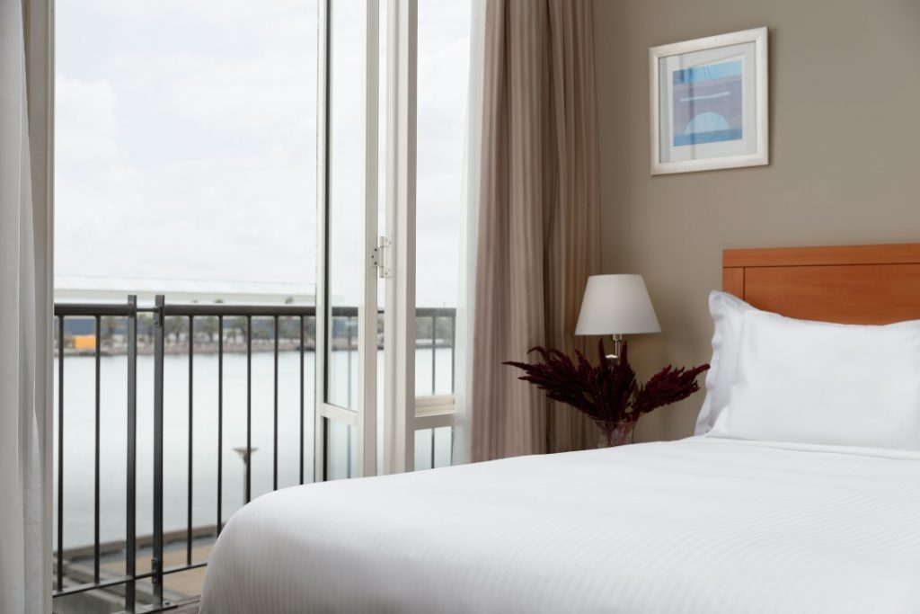 King Harbourside Balcony Suite - Image 1