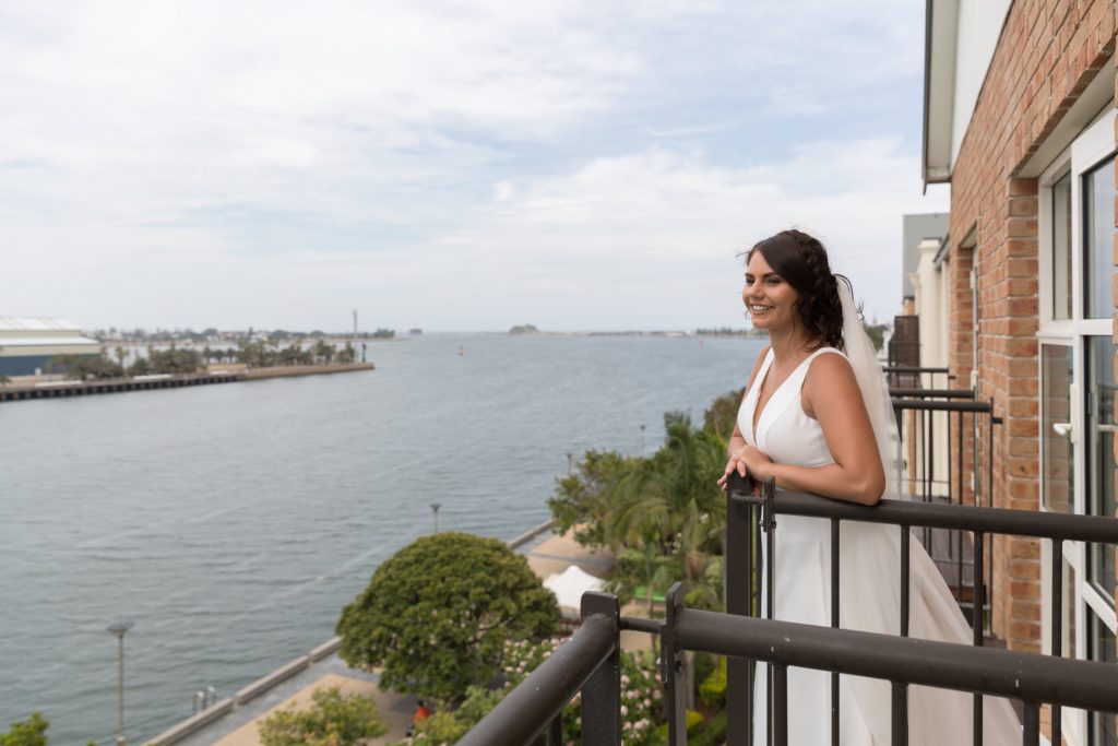 King Harbourside Balcony Suite - Image 3