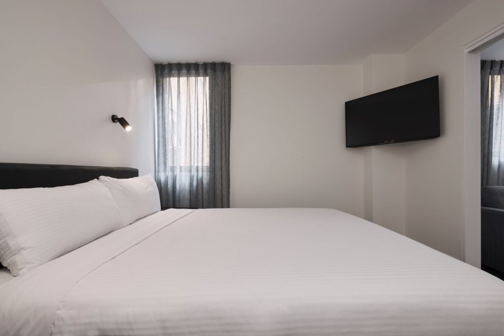 One Bedroom Suite - Image 2
