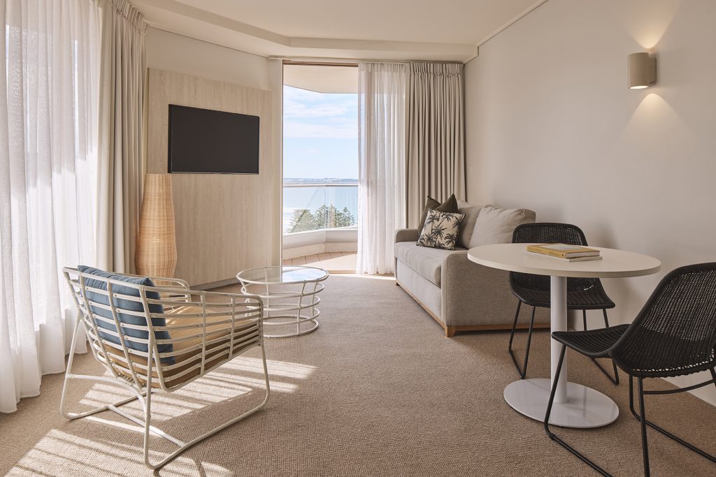 One Bedroom Ocean View Suite - Image 1