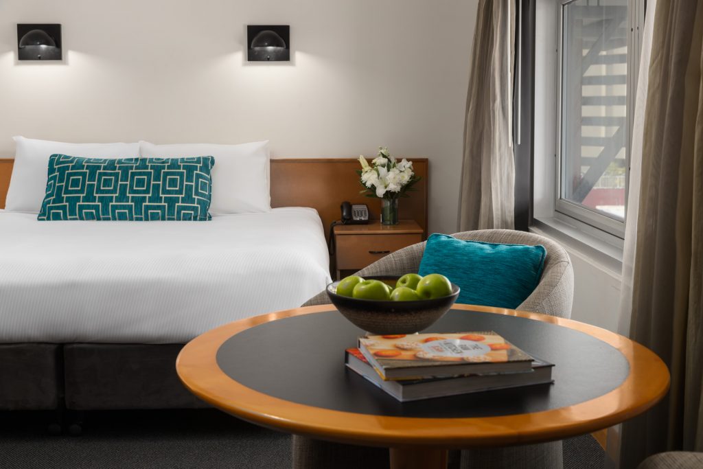 King Deluxe Room - Image 2