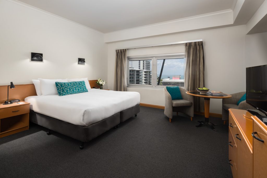 King Deluxe Room - Image 1
