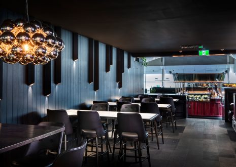Peloton Bar & Eatery