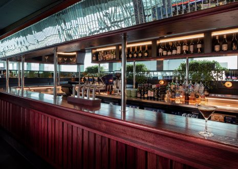 Peloton Bar & Eatery