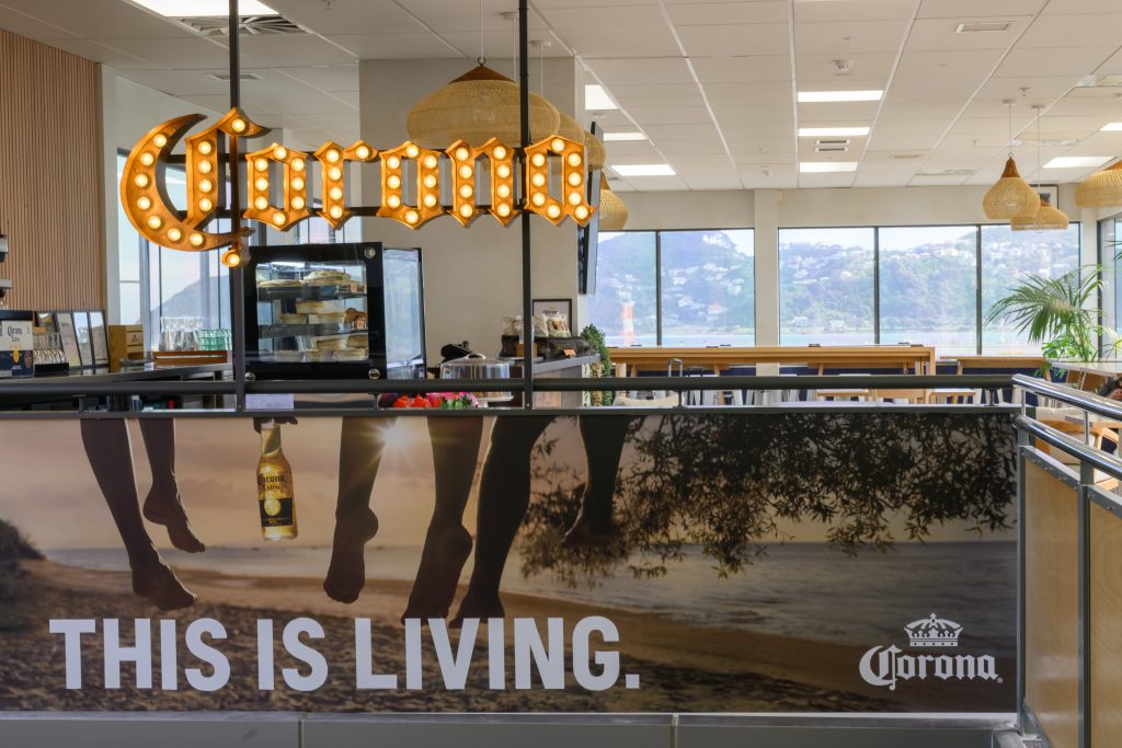 Corona Sunset Lounge & Bar
