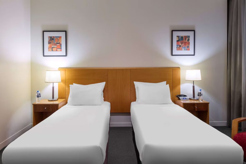 Twin Room - Image 2