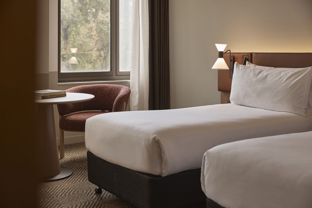 New Parkview Twin Room - Image 1