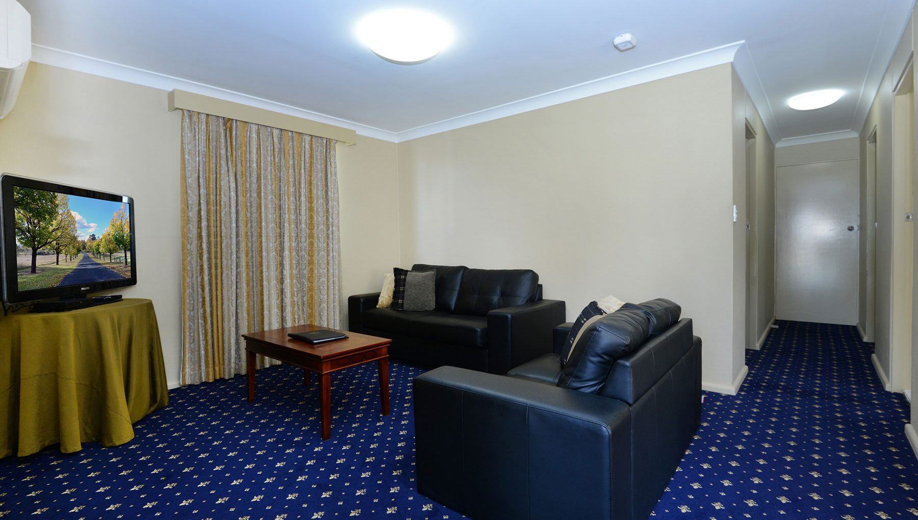 Hotel gallery image 1 of 6