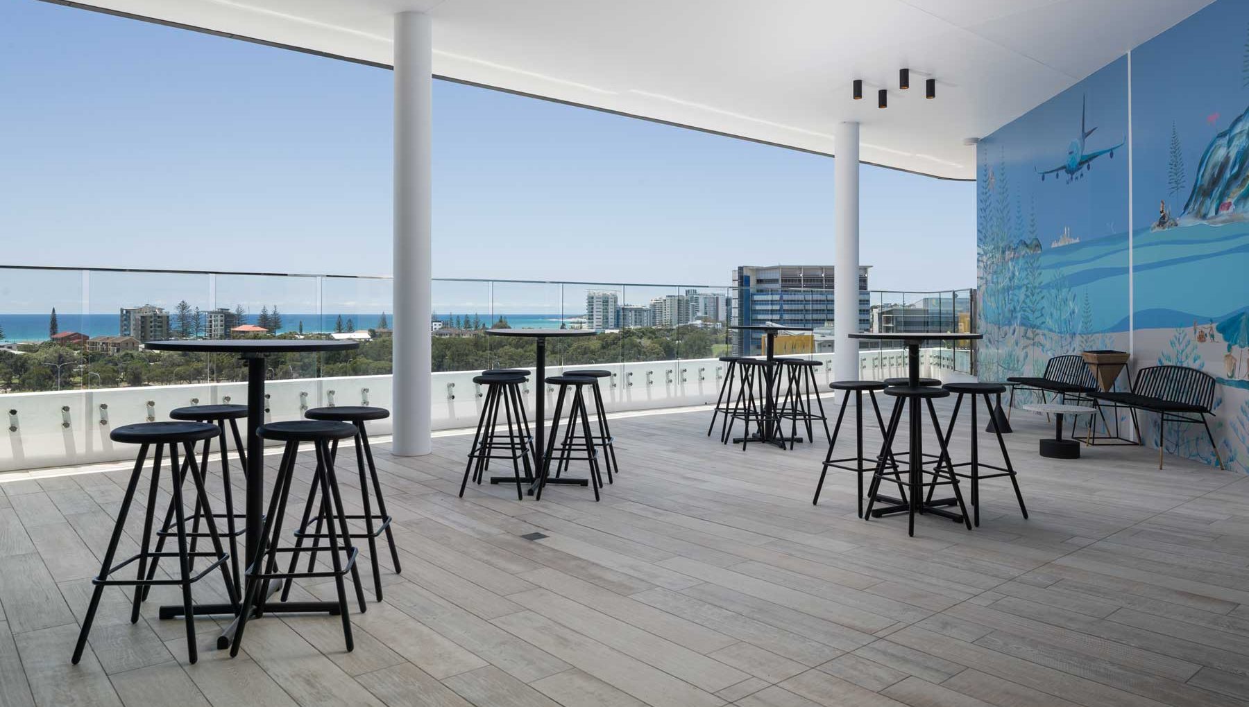 The Salty Fox - Outdoors area - Rydges Gold Coast Airport