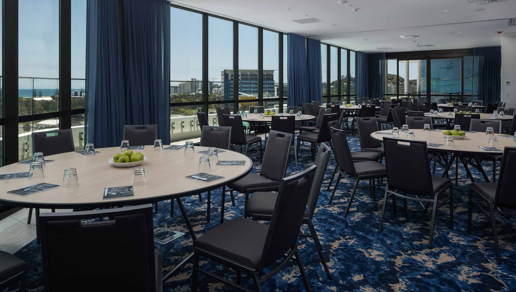 Kirra Level 7 Conference Room 1 - Conferences & Events - Rydges Gold Coast Airport