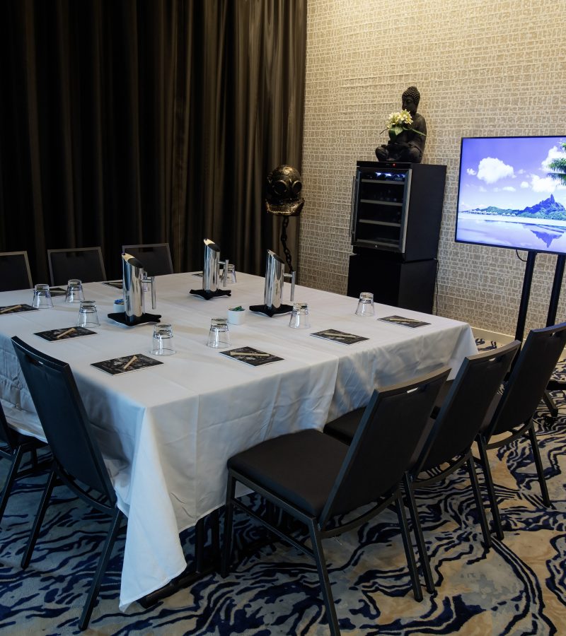 Pearl Room